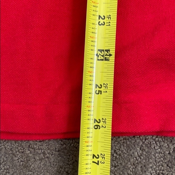 Polo jersey shirt,is short and wide. Not suitable for a tall person. - Picture 2 of 3